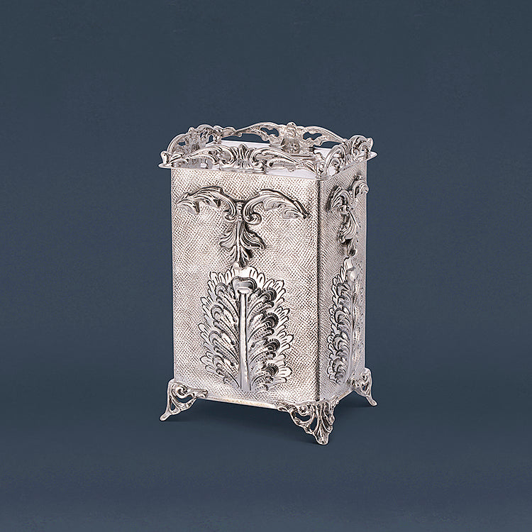 Tzedoka Pishka Small