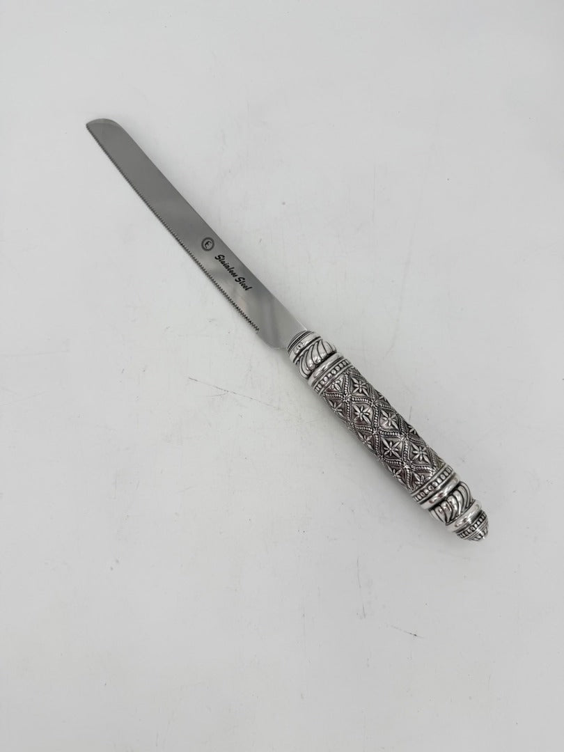 Knife Serrated