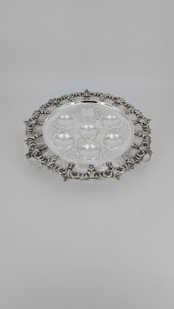 Kahara Plate With Legs