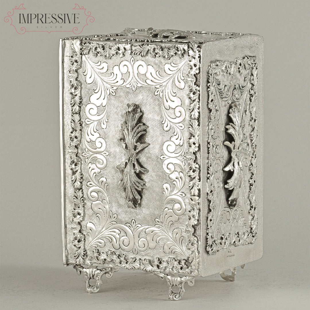 Zemiros Holder