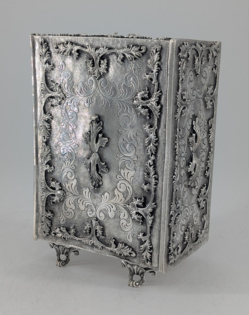 Zemiros Holder
