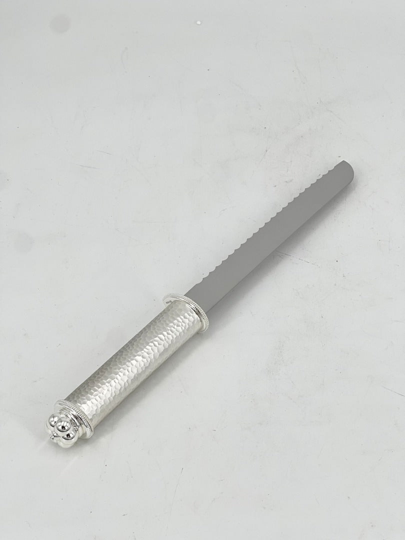 Hammered Knife With Crown