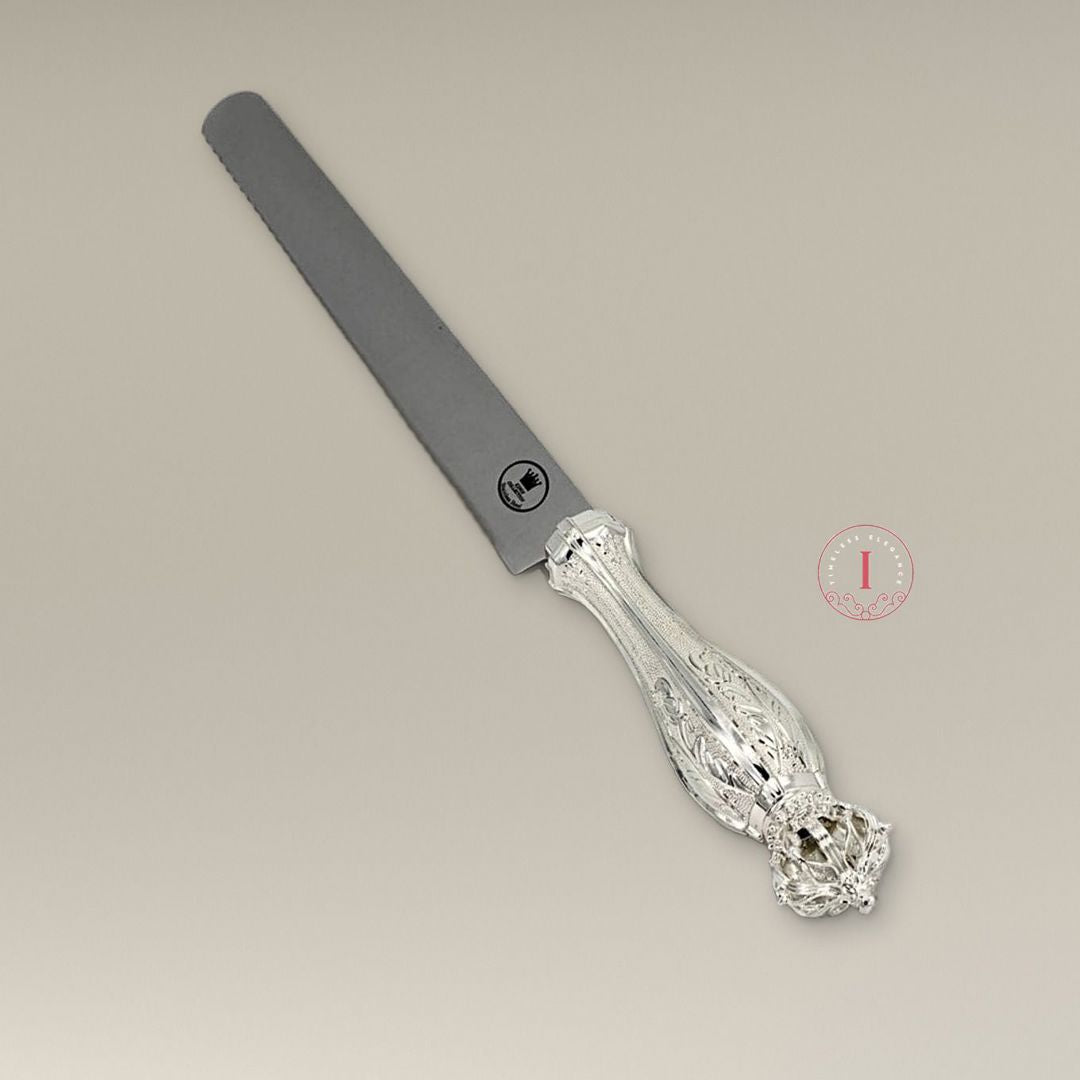 Knife With Crown (Serrated)