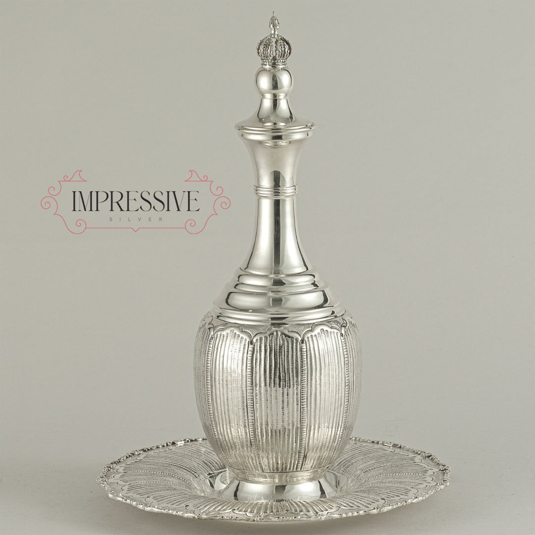 Liquor Bottle  (with tray)