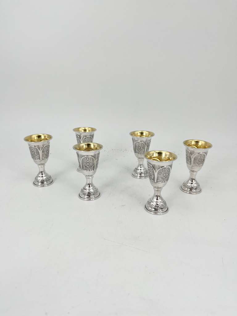 Liquor set (cups only)