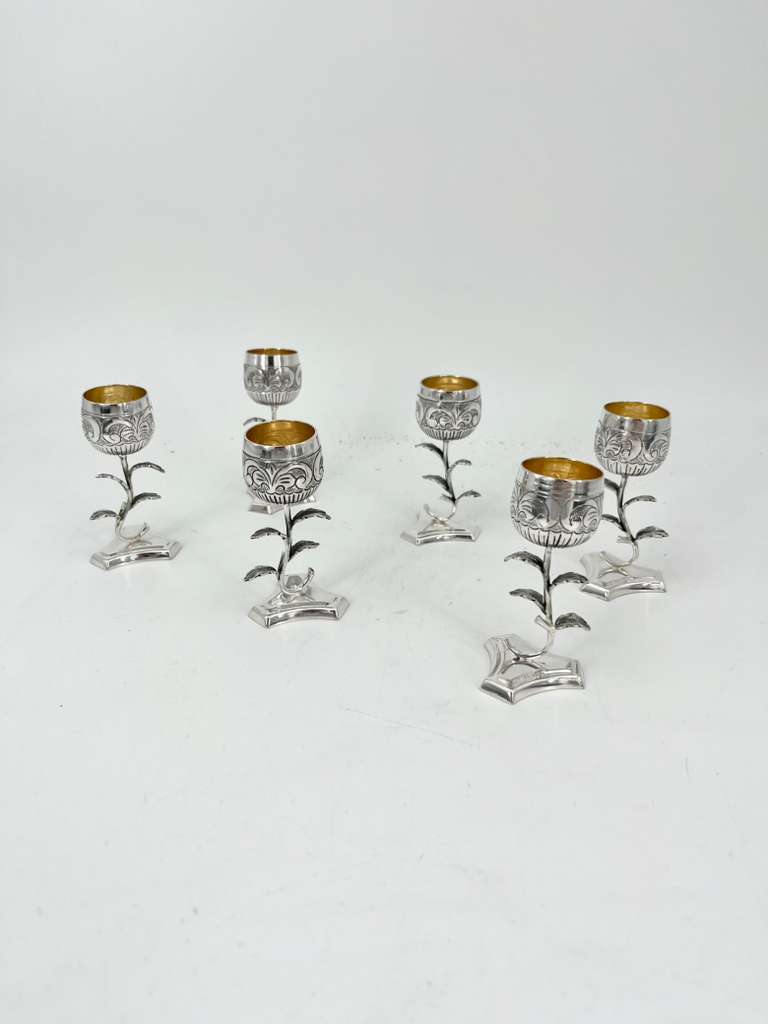 Liquor set viznitz (cups only)