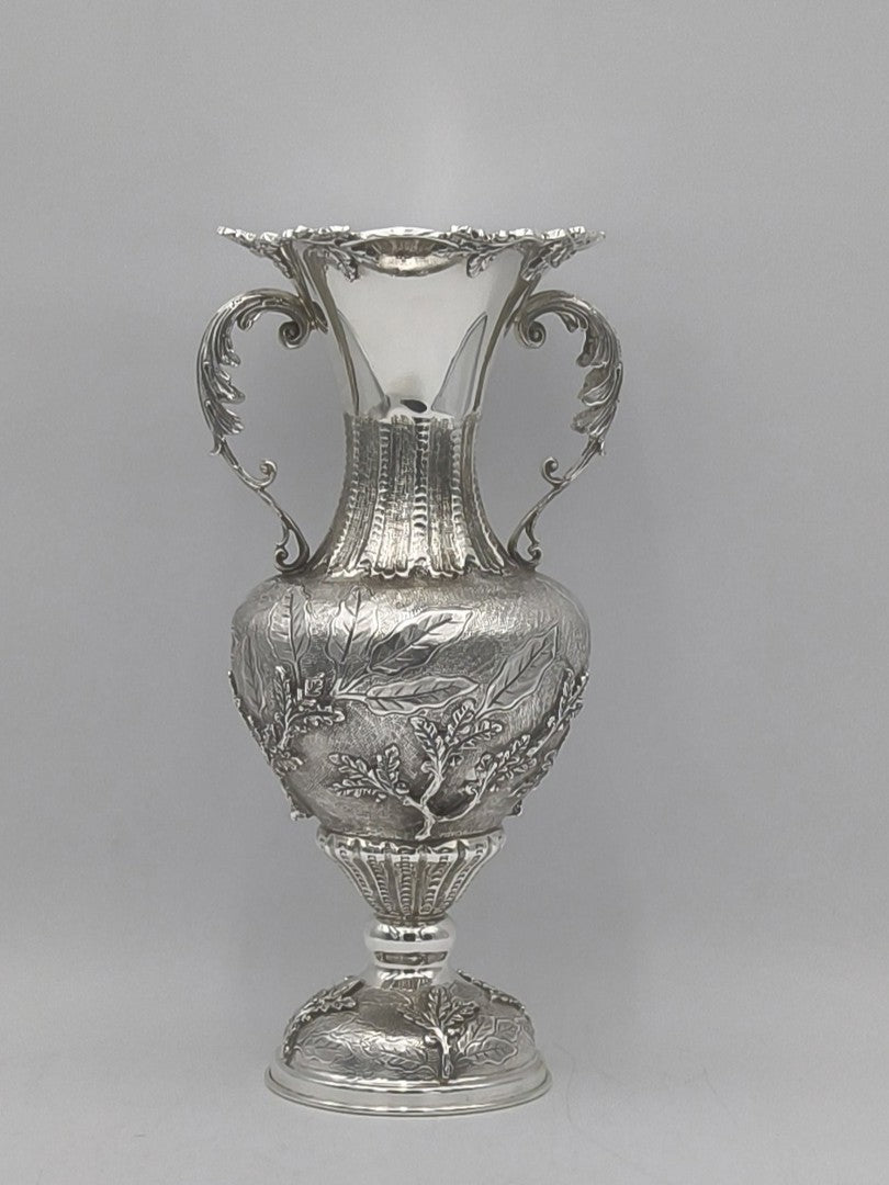Flower Vase With Hentel
