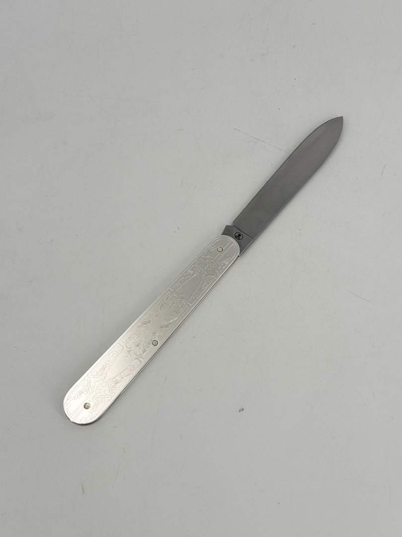 Knife Folding