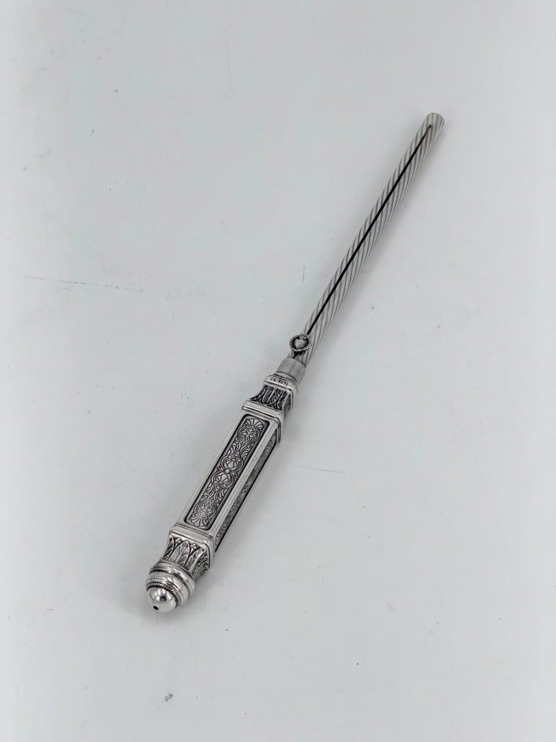 Candle lighter