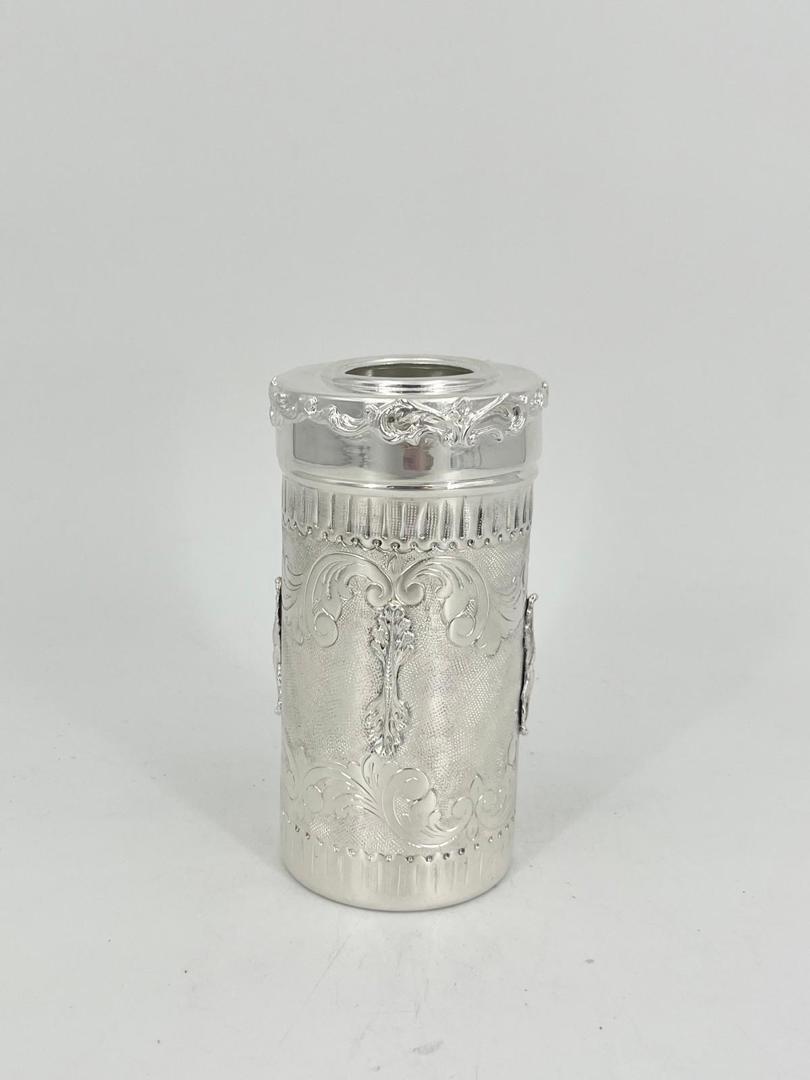 TISSUH BOX