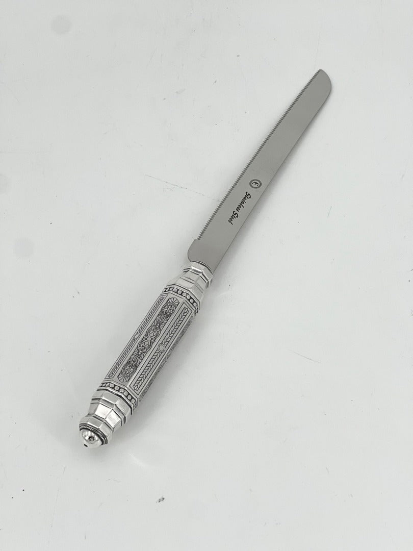 Knife Serrated