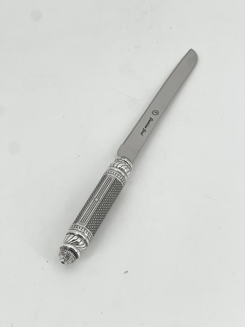 Knife Serrated