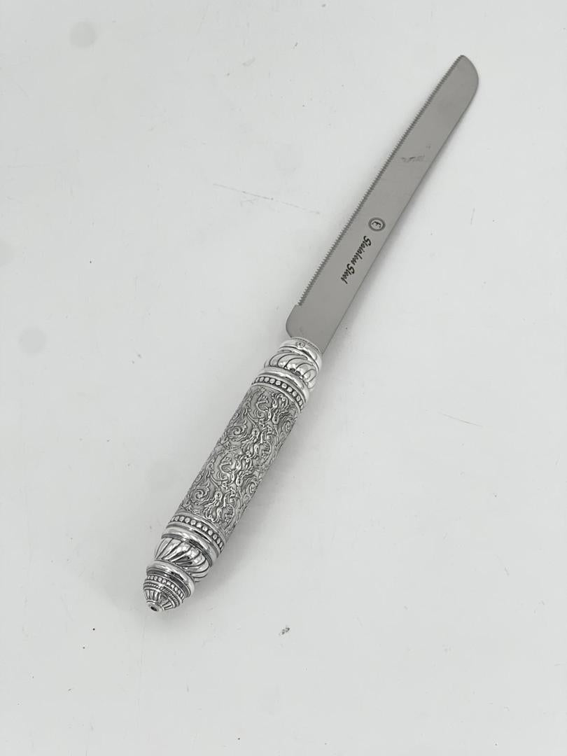 Knife Serrated