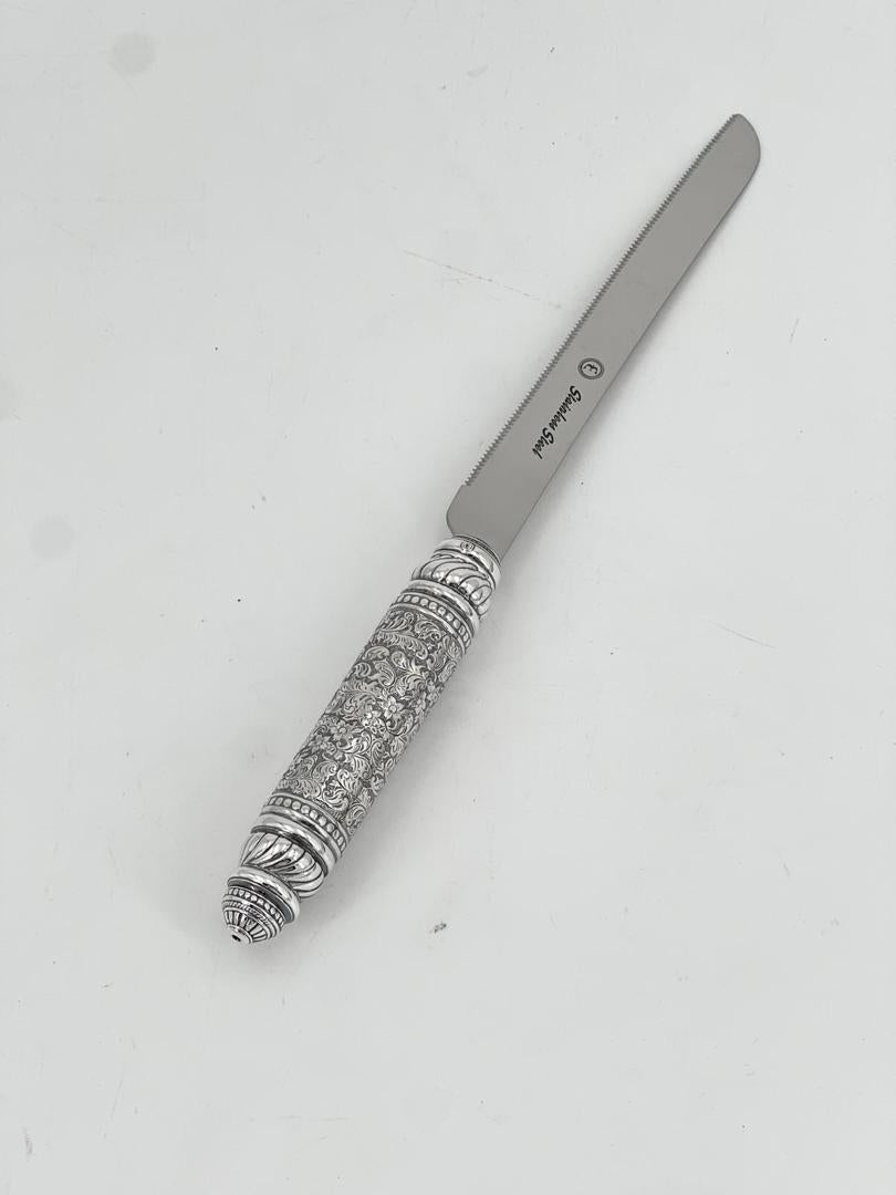 Knife Serrated