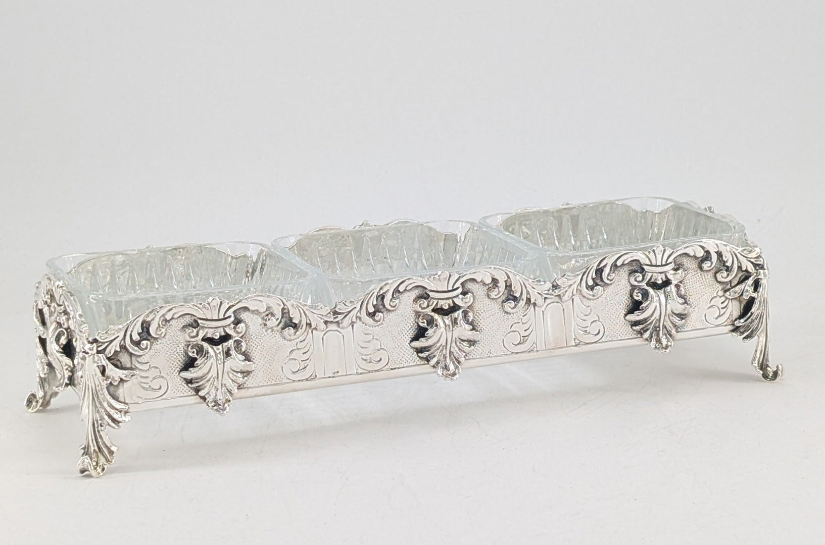 Dip Holder (3 Sectional)