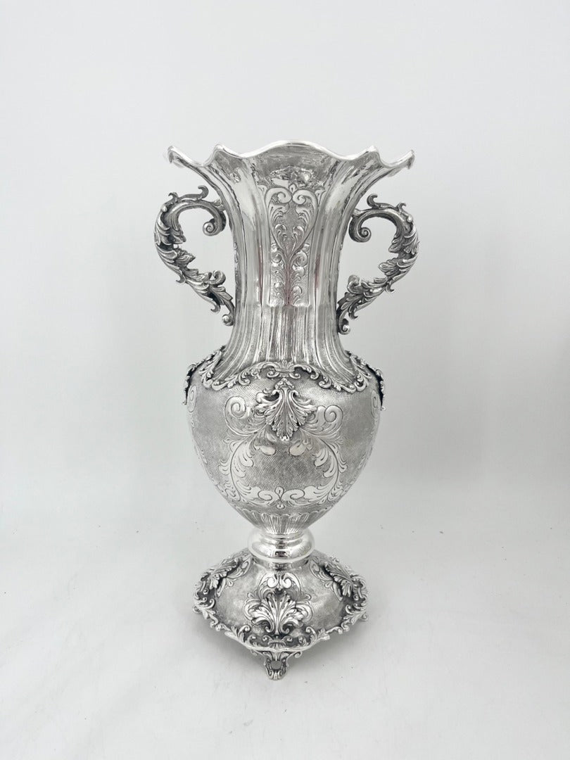 Flower Vase (with handle)
