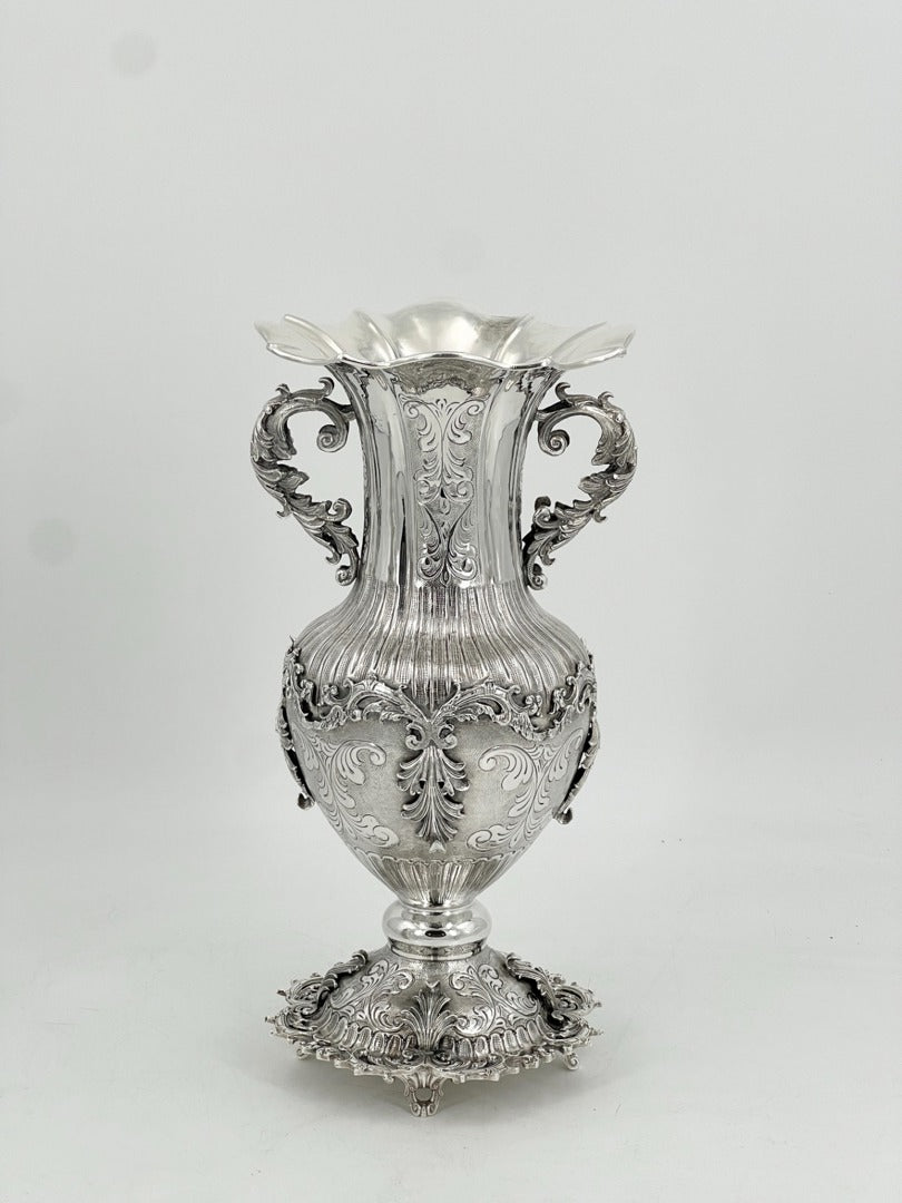 Flower Vase (with handle)