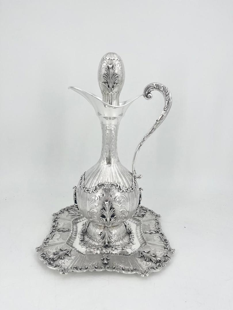 WINE BOTTLE WITH TRAY