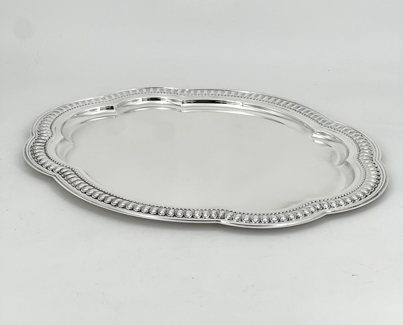 TRAY OVEL