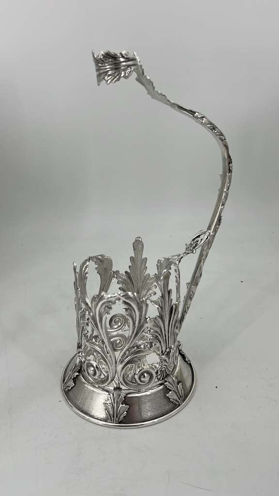WINE HOLDER